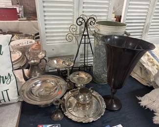 LOT OF SILVERPLATE ITEMS, VASES, AND STANDS