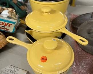 ULTREX COUNTRY COTTAGE COOKWARE