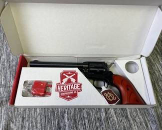 HERITAGE ROUGH RIDER .22CAL. REVOLVER PISTOL