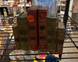 BOOK BOOKENDS