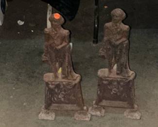 CAST IRON DOGIRONS