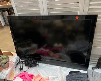 VIZIO TV