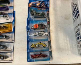 LOT OF HOT WHEELS MOTORCYCLES