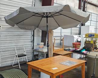PATIO UMBRELLA