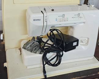 SEWING MACHINE