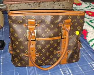 PURSE