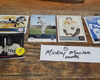MICKEY MANTLE BASEBALL CARDS