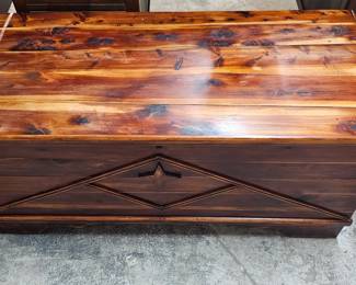 CEDAR CHEST