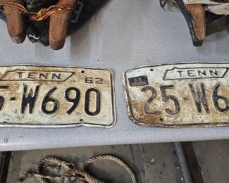 VINTAGE TN LICENSE PLATES