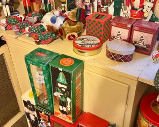 Loads of nutcrackers!!