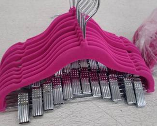 Juvale Hot Pink Velvet Hangers With Clips For Kids