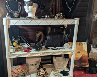Necklaces, jewelry, hats, purses