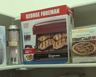 Kitchen small appliances, recipe cards & boxes