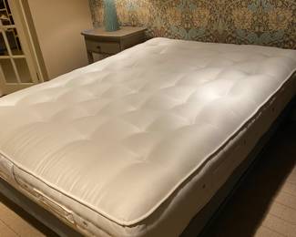 another view - lighting casts shadows