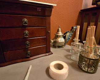 Jewelry box with 4 drawers, 2 doors with hooks for necklaces, and the lid opens for rings and earrings- $10!