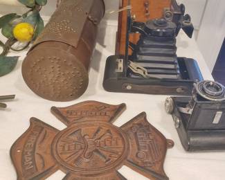Antique Iron Medallion and more Antique Telescoping Cameras
