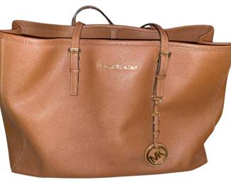 Authentic Michael Kors Jet Set Leather Tote 