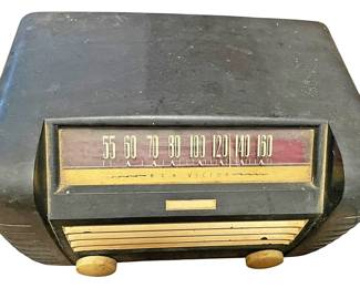 Vintage RCA Victor Radio No Cords 