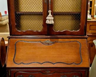 1960s secretary. Closed