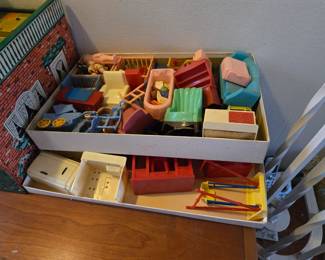 Doll house accessories