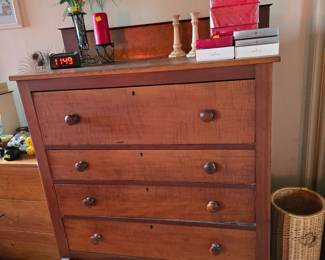Very nice antique chest of drawers