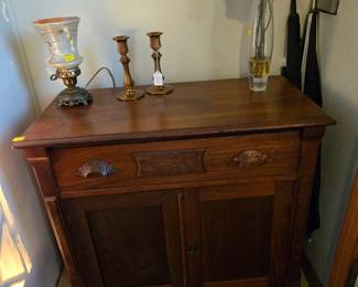 Small size commode