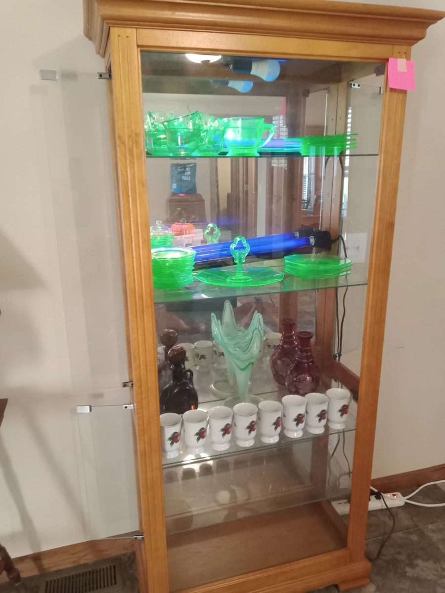 Uranium glass
