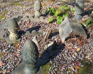 Concrete pineapples