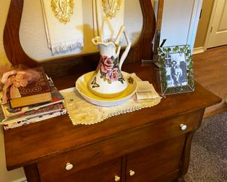 Antique wash stand