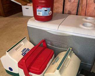 Vintage Little Playmate Igloo Cooler Push Button Open 