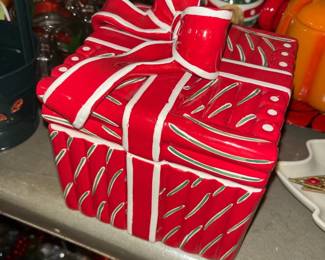 Porcelain Christmas Present Decor 