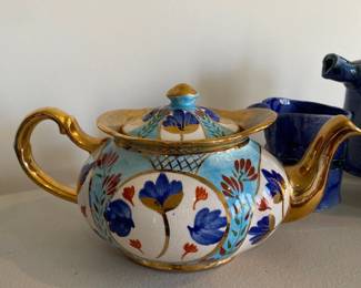 1960s Gold Imari Luster Teapot by Price Kensington 