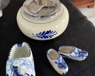 Delft Blue Porcelain Ashtray - Delft Blue Holland Clog 