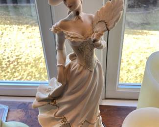 Giuseppe Armani: Vanessa Porcelain Figurines 