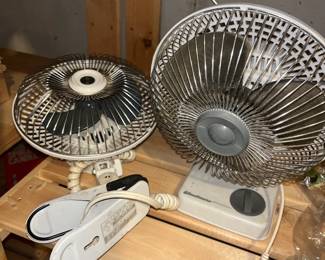 Windmere 2 Speed small oscillating fan 