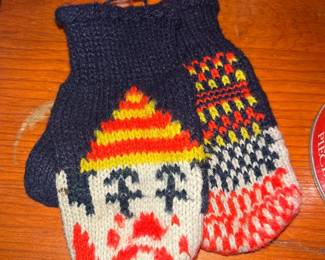 Vintage Mittens 