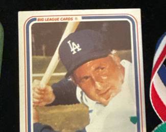 Les Lewis Hall of Fame Baseball Card 1972