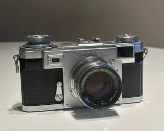 Camera (Carl Zeiss Contax - 35mm)