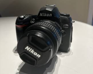 Digital Camera (Nikon D70)