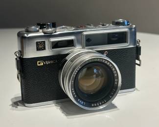 Camera (Yashica G - 35mm)