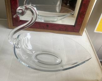 Large glass swan dish