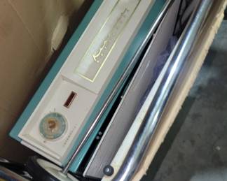 Kenmore boxfan on the stand. In the Box. Great vintage piece