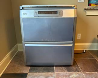 R38 - $600. Dimchae model DDA-1836. Kimchi Refrigerator manufactured 2005.