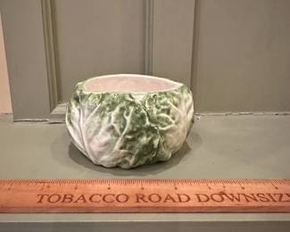 R129 - $15 - Vietri Cabbage Dish ( no lid)