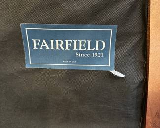 R91 - $325 - Fairfield Table with 5 rolling arm chairs. Table is 54" round x 30" tall. High Gloss finish so it does show the few scratches in the finish but structurally sound and overall very good condition. Chairs are sturdy but comfy and all have wheels. Great game / poker table!