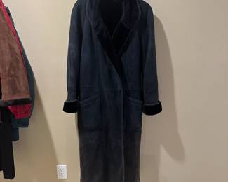 R57 - $75 - Searle Blatt Shearling Full Length Jacket - Size Small. Jacket is a very dark blue - a bit of wear towards the bottom.