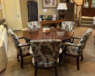 R91 - $325 - Fairfield Table with 5 rolling arm chairs. Table is 54" round x 30" tall. High Gloss finish so it does show the few scratches in the finish but structurally sound and overall very good condition. Chairs are sturdy but comfy and all have wheels. Great game / poker table!