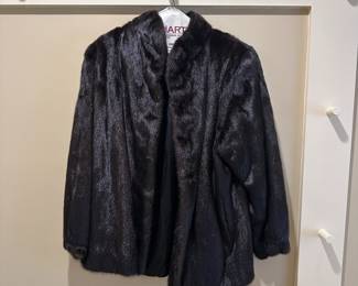 R50 - $175 - Jindo Mink Fur Coat- Saga Mink. Size 10.