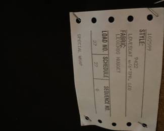 R79 - $175 - Loveseat measures 6' long x 3' deep x 3' tall. No name - excellent condition. Includes Throw Pillows.