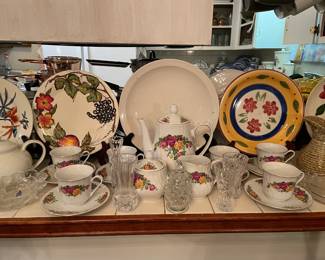 TEA POT COLLECTION